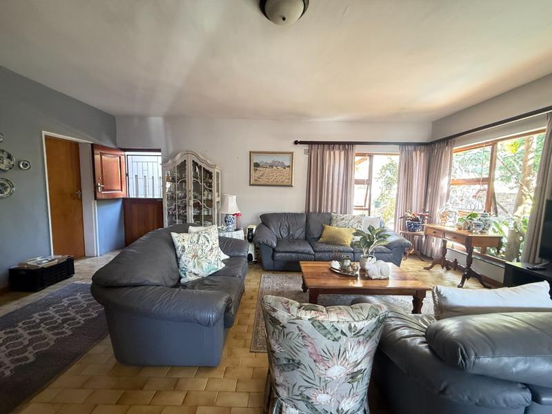 4 Bedroom Property for Sale in Panorama Western Cape